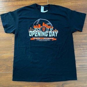 Gildan MLB Giants Opening day Tee Shirt